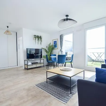 Appt 4 Pers Vue Intra-muros Avec Parking Apartment
